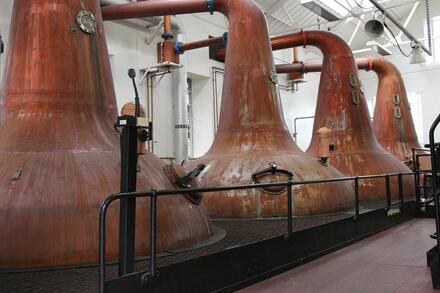 pot-stills-829182_1280-1.jpg